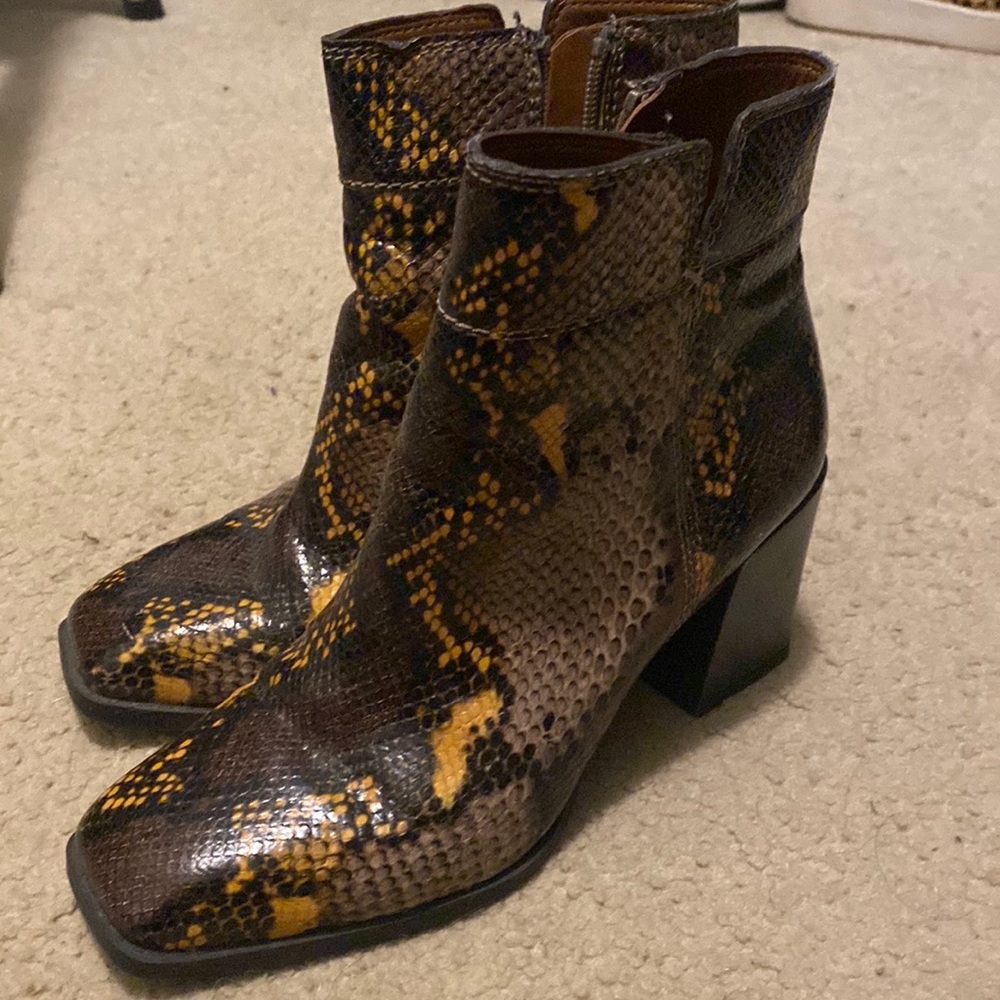 Franco Sarto snake skin bootie like new